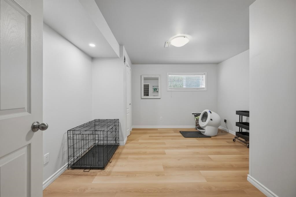 Entry Foyer Photo of 7166 Marble Hill Road, Chilliwack, BC