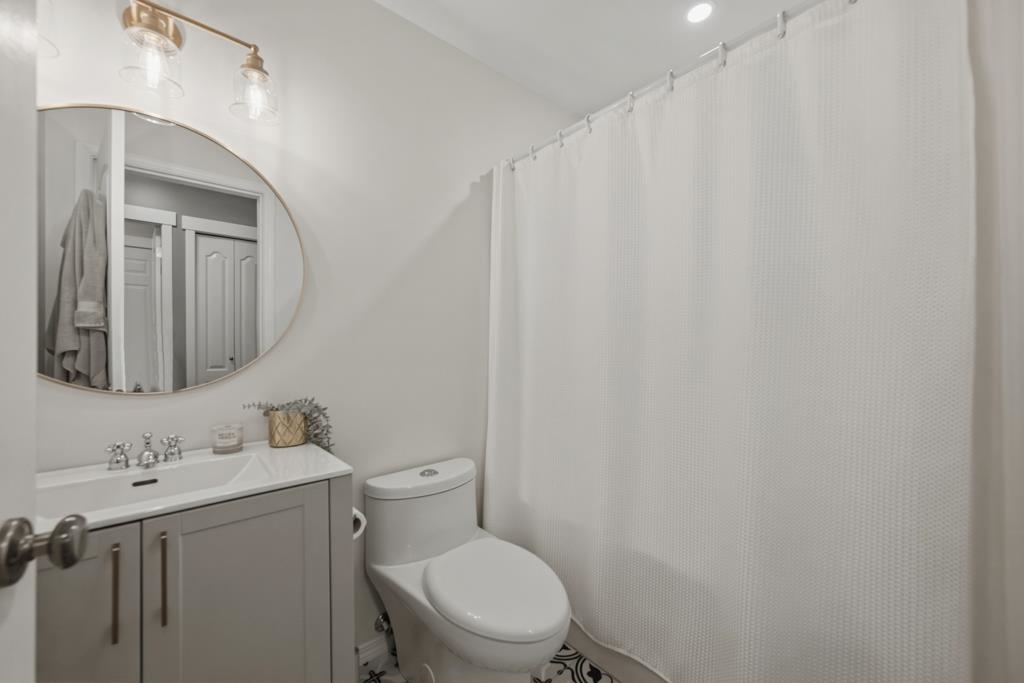 Hallway Photo of 7166 Marble Hill Road, Chilliwack, BC