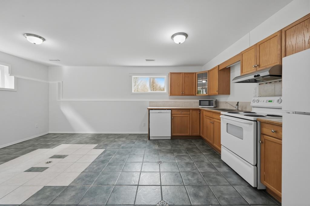 Outdoor Patio Photo of 7166 Marble Hill Road, Chilliwack, BC