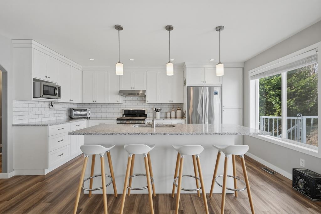 Primary Bathroom Photo of 7166 Marble Hill Road, Chilliwack, BC