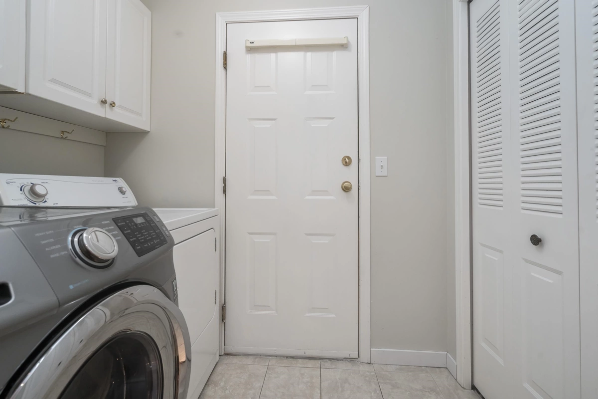 Backyard Photo of 44621 Monte Vista Drive, Chilliwack, BC