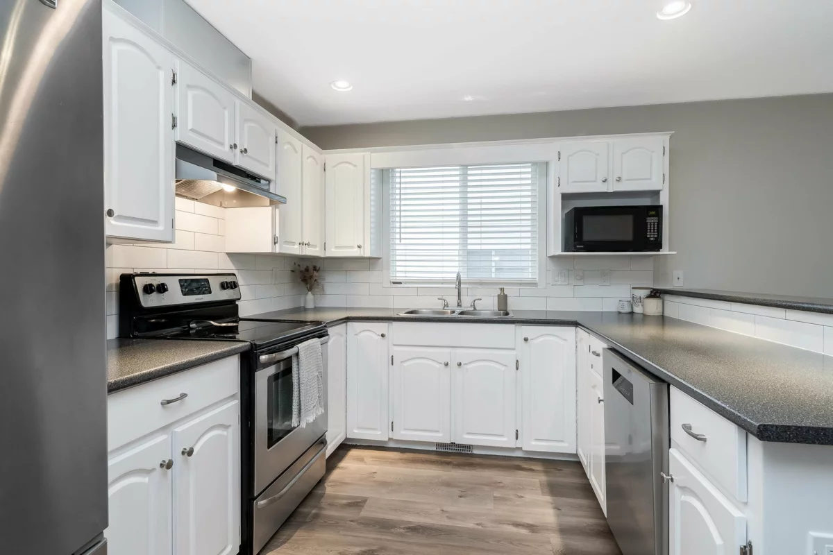 Dining Area Photo of 44621 Monte Vista Drive, Chilliwack, BC