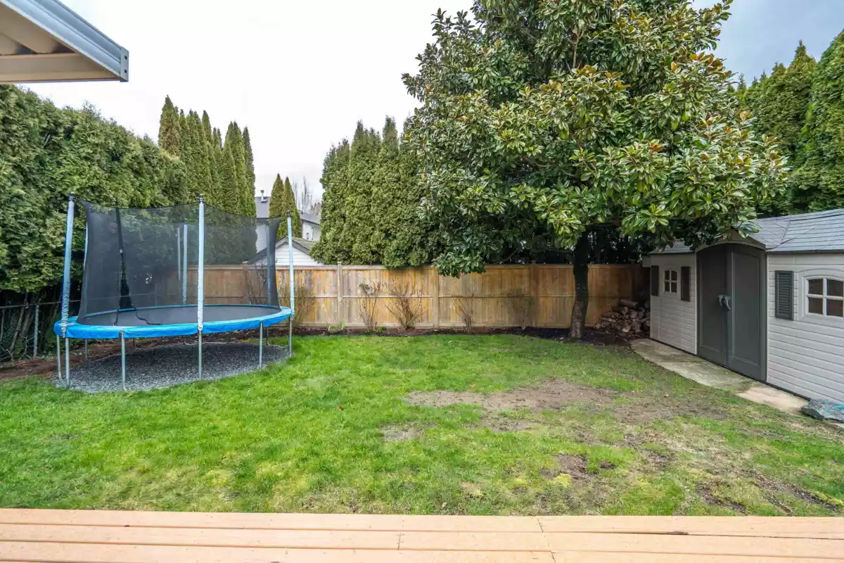 Hot Tub / Spa Photo of 44621 Monte Vista Drive, Chilliwack, BC