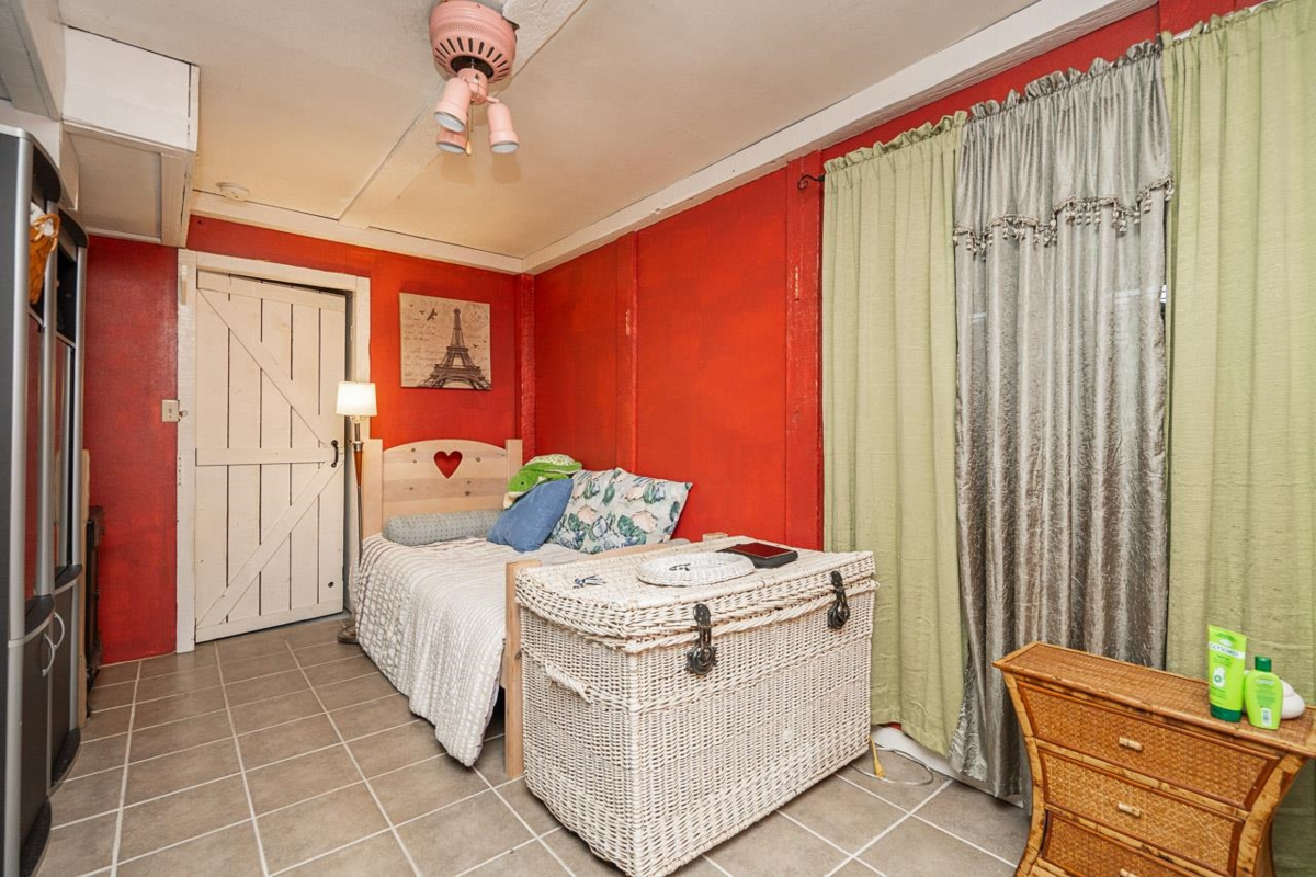 Primary Bathroom Photo of 7072 E Brewster Drive, Delta, BC