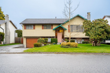 7072 E Brewster Drive, Delta, BC, Sunshine Hills Woods — 4 bed single family residence for sale