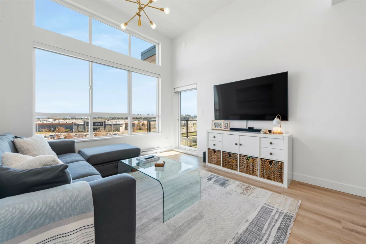 Pantry Photo of 401 1892 Starling Drive, Tsawwassen, BC