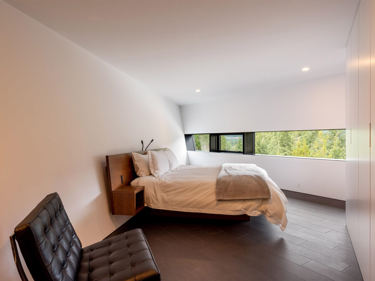 Guest Bathroom Photo of 3801 Sunridge Place, Whistler, BC