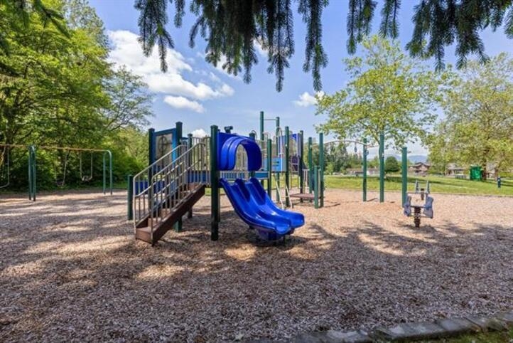 Laundry Room Photo of 4208 Garden Grove Drive, Burnaby, BC