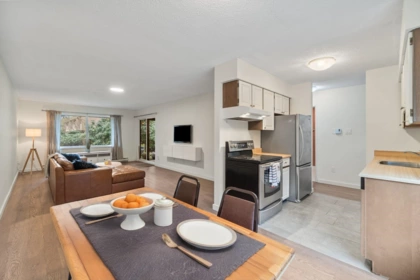 4208 Garden Grove Drive, Burnaby, BC