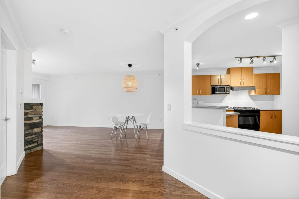 Primary Bathroom Photo of 408 300 Klahanie Drive, Port Moody, BC