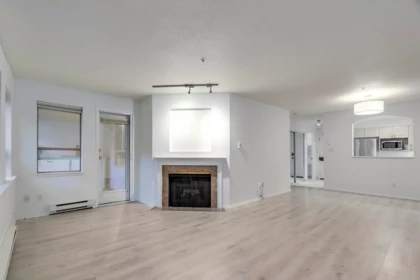 118 1869 Spyglass Place, Vancouver, BC, False Creek — 1 bed apartment/condo for sale