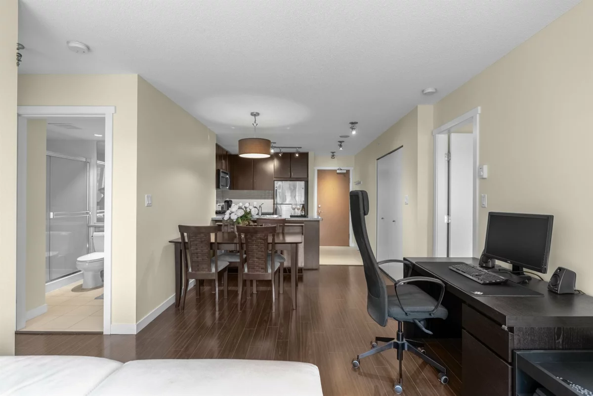 Breakfast Nook Photo of 1202 660 Nootka Way, Port Moody, BC