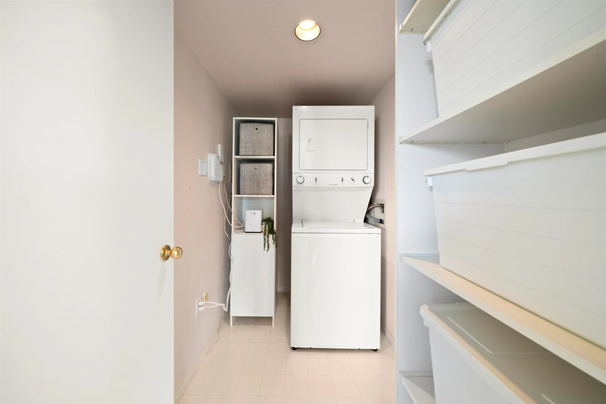 Laundry Room Photo of 608 1190 Pipeline Road, Coquitlam, BC