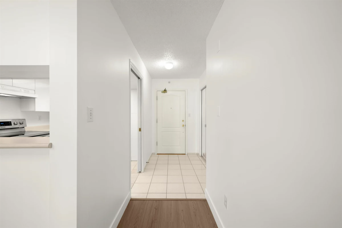 Powder Room Photo of 608 1190 Pipeline Road, Coquitlam, BC
