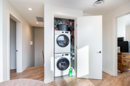 Powder Room Photo of 12 6340 Market Avenue, Delta, BC