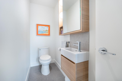 Primary Bathroom Photo of 12 6340 Market Avenue, Delta, BC