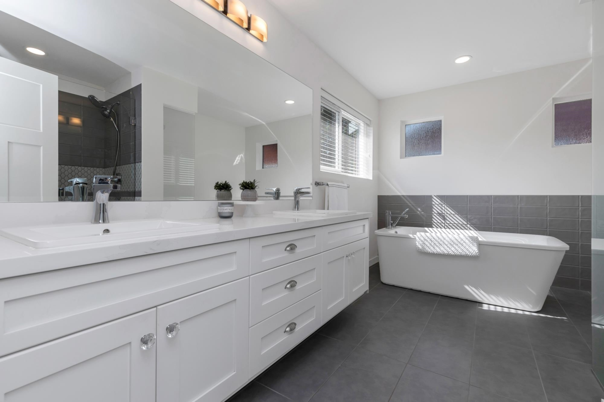 Bedroom 3 Photo of 12933 240a Street, Maple Ridge, BC