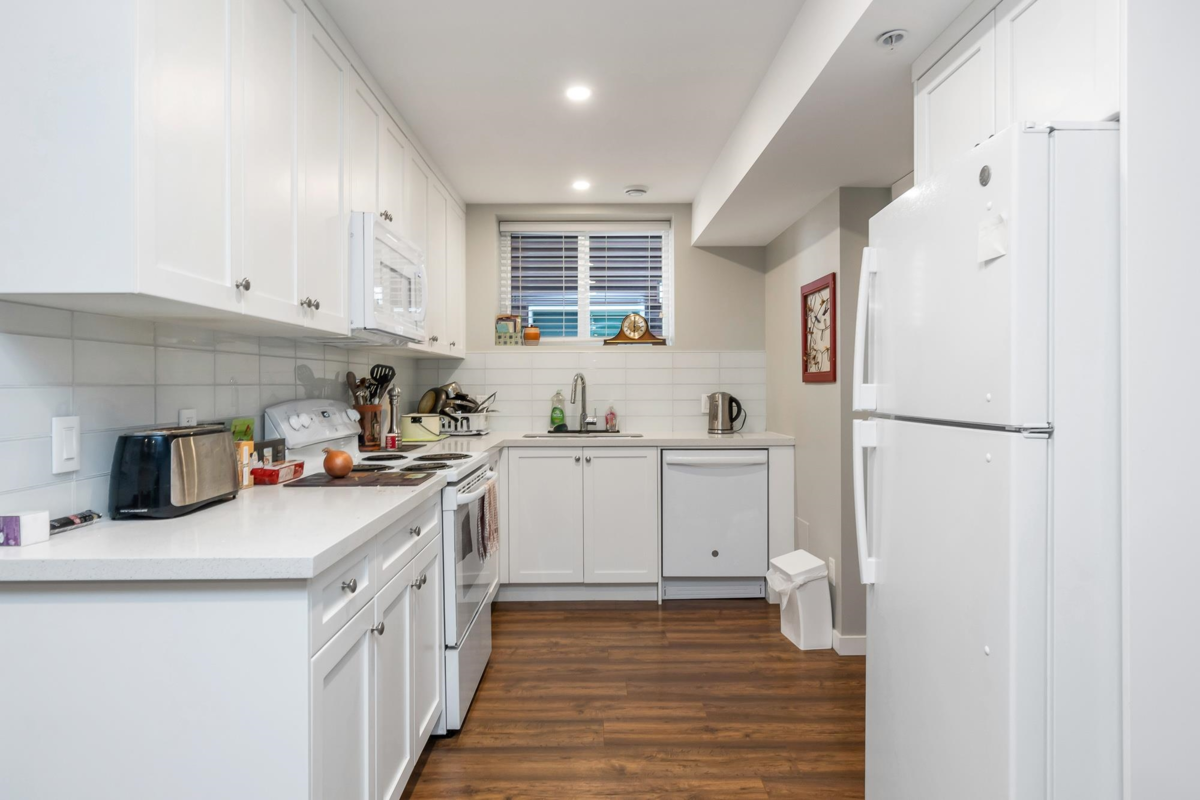 Outdoor Patio Photo of 12933 240a Street, Maple Ridge, BC