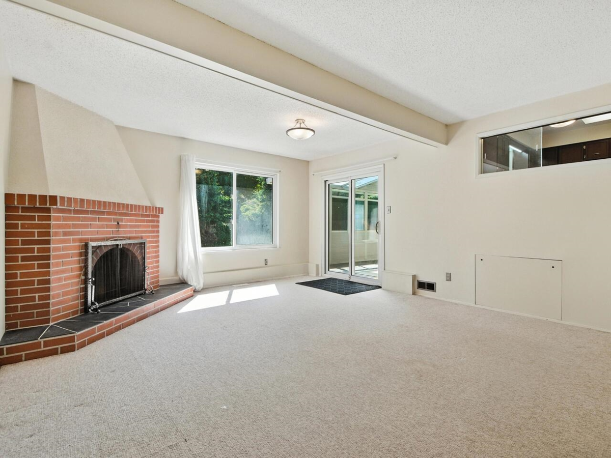 Primary Bathroom Photo of 7080 Kimberley Drive, Richmond, BC