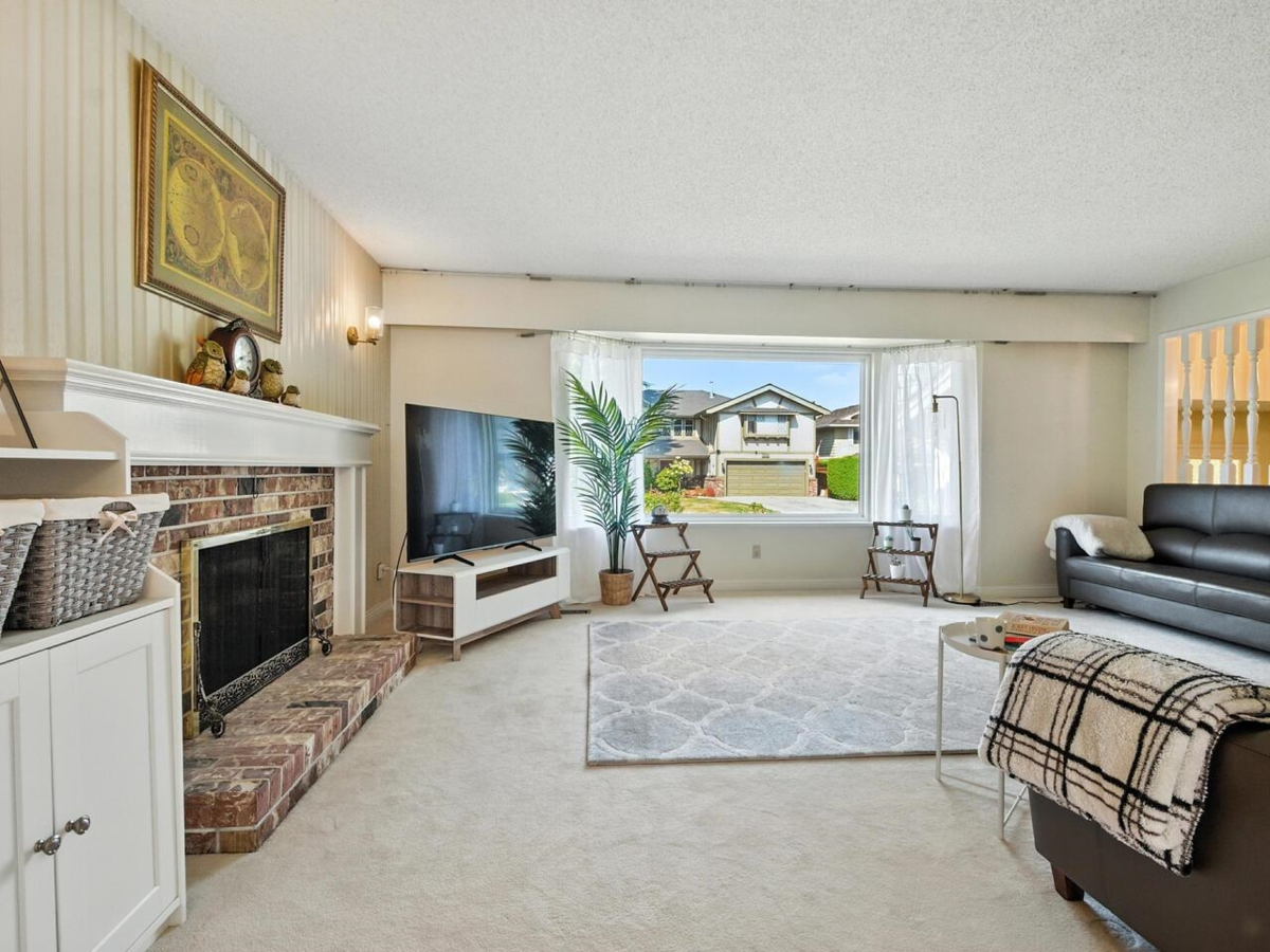 Primary Bedroom Photo of 7080 Kimberley Drive, Richmond, BC