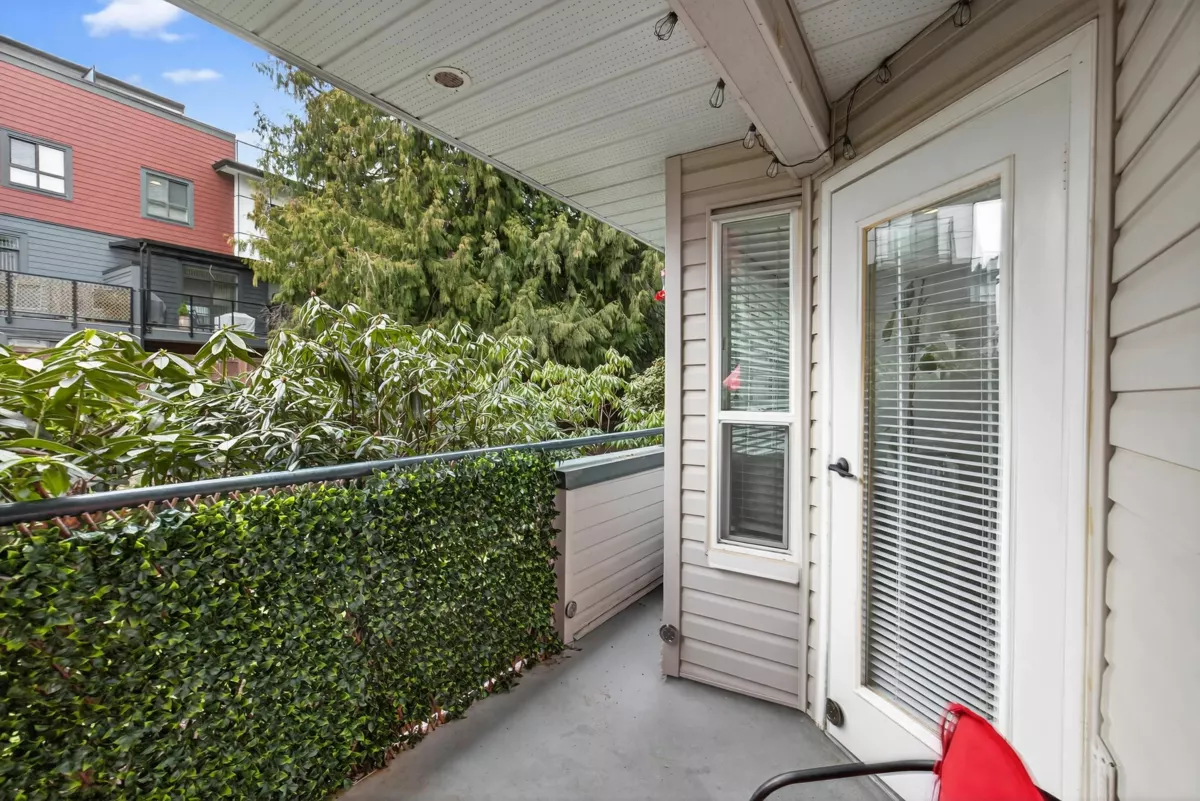 Front Yard Photo of 107 33708 King Road, Abbotsford, BC