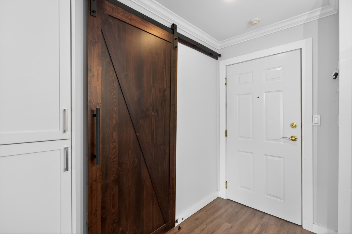 Guest Bathroom Photo of 107 33708 King Road, Abbotsford, BC