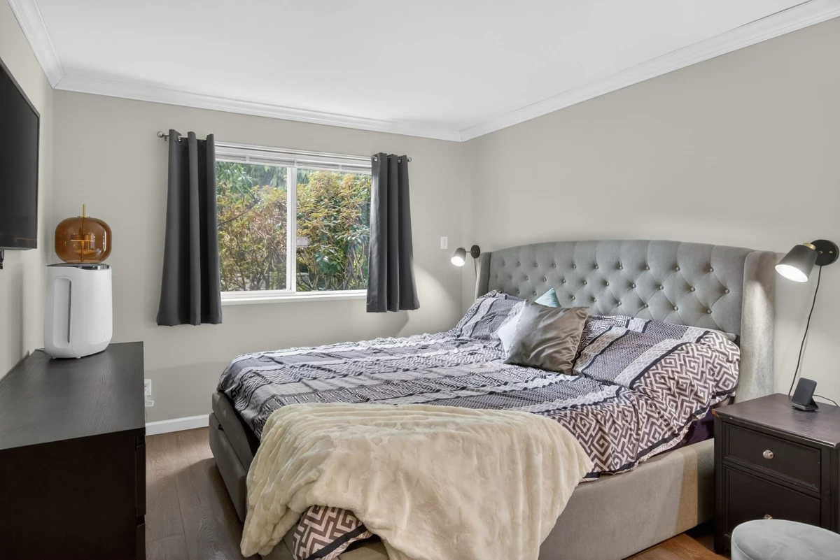 Loft / Bonus Room Photo of 107 33708 King Road, Abbotsford, BC