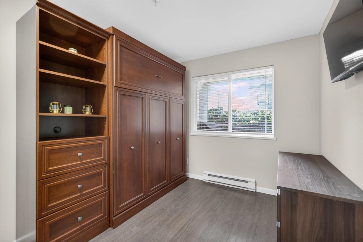 Staircase Photo of 107 33708 King Road, Abbotsford, BC