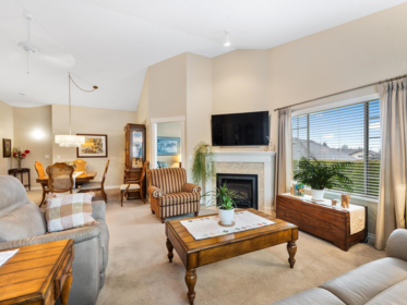 37 9012 Walnut Grove Drive, Langley, BC, Langley — Townhouse for sale
