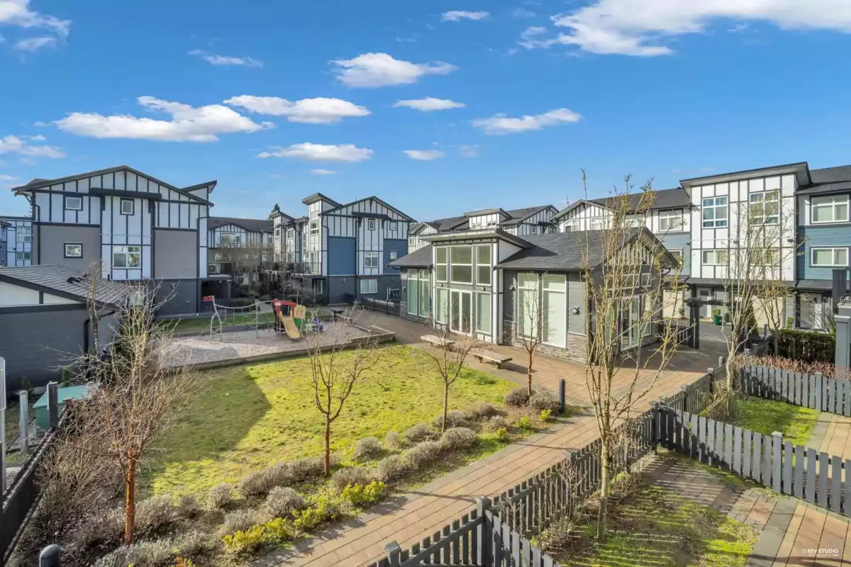 Bedroom 3 Photo of 59 9680 Alexandra Road, Richmond, BC