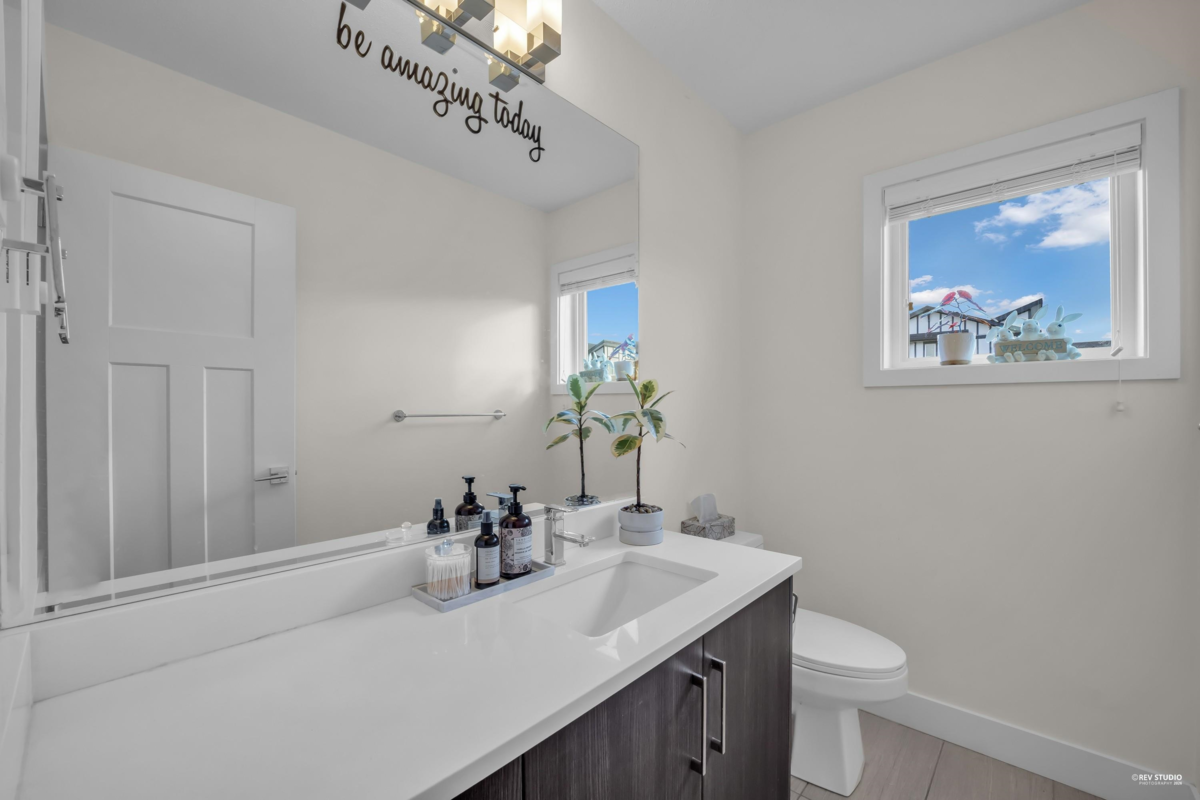 Dining Area Photo of 59 9680 Alexandra Road, Richmond, BC