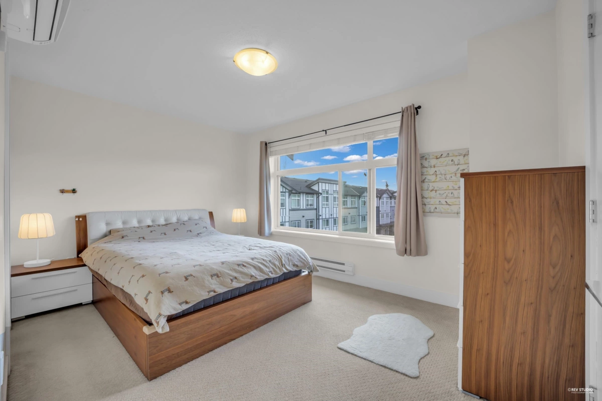Entry Foyer Photo of 59 9680 Alexandra Road, Richmond, BC