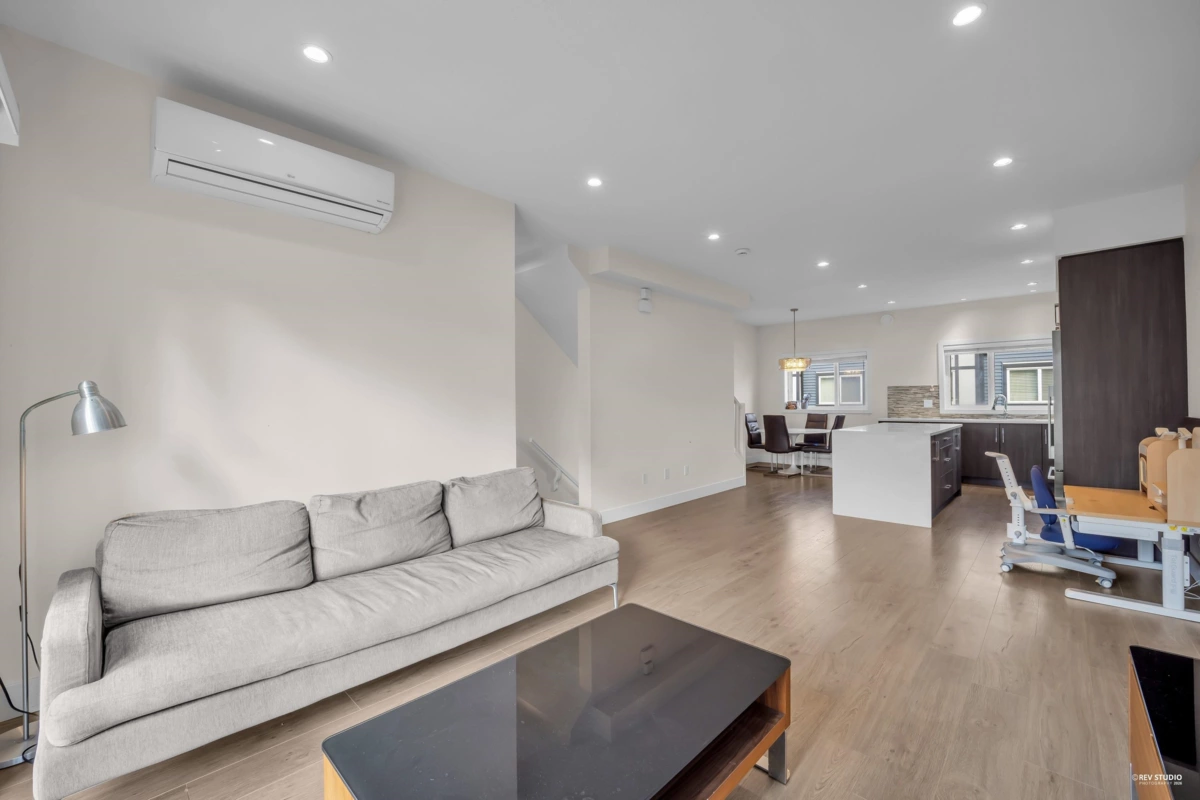 Kitchen Island Photo of 59 9680 Alexandra Road, Richmond, BC