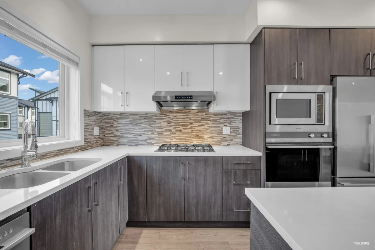 Living Room Photo of 59 9680 Alexandra Road, Richmond, BC