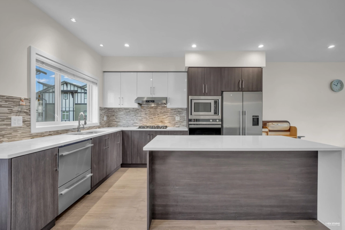 Mudroom Photo of 59 9680 Alexandra Road, Richmond, BC
