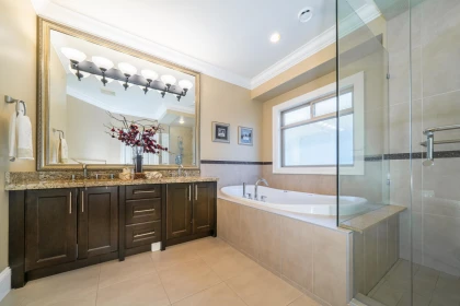 Entry Foyer Photo of 5830 Fair Wynd, Delta, BC