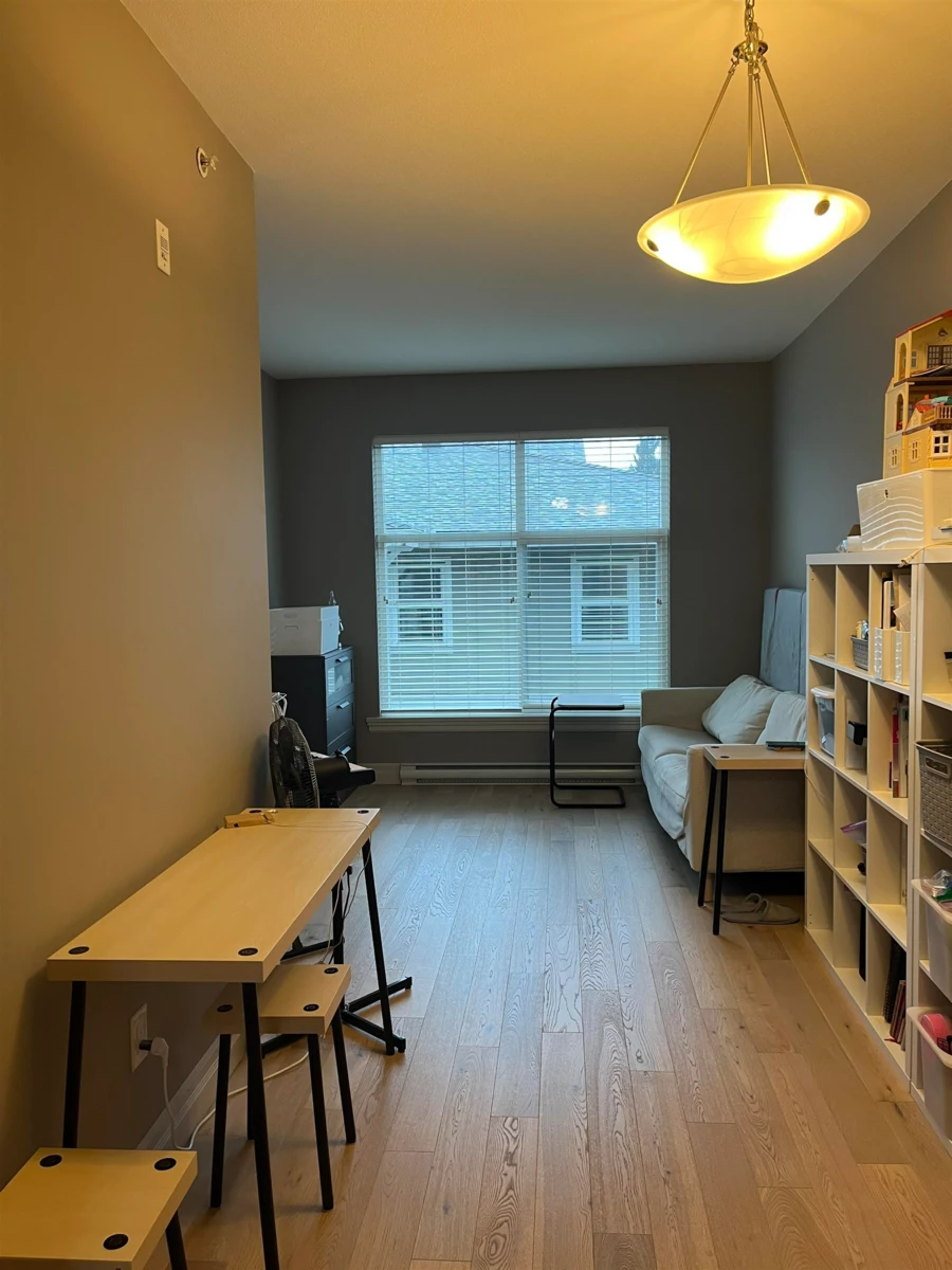 Family Room Photo of 416 2343 Atkins Avenue, Port Coquitlam, BC