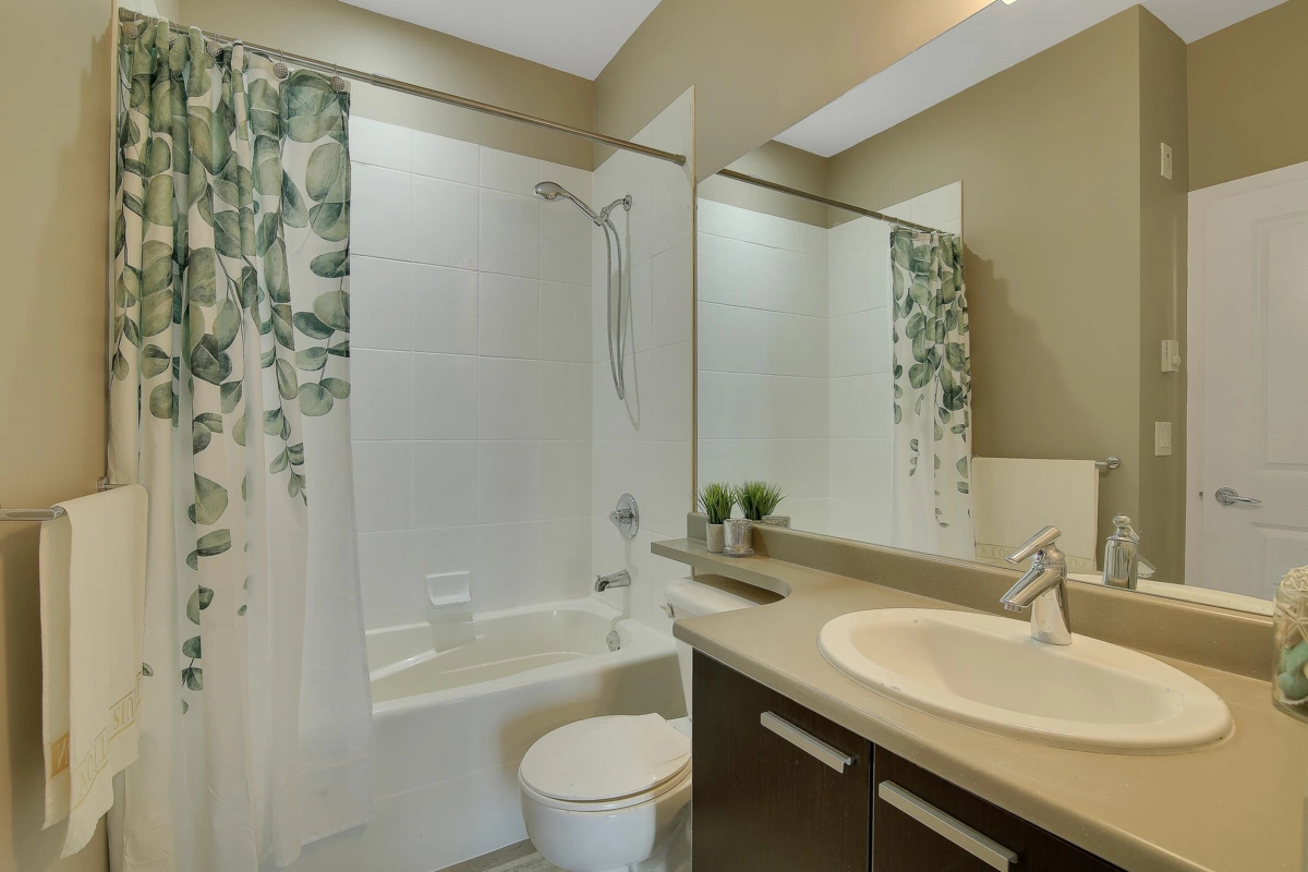 Mudroom Photo of 405 10499 University Drive, Surrey, BC