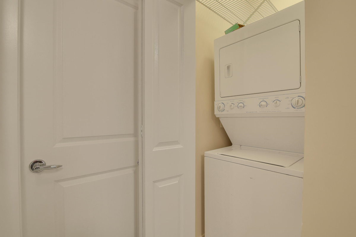 Staircase Photo of 405 10499 University Drive, Surrey, BC