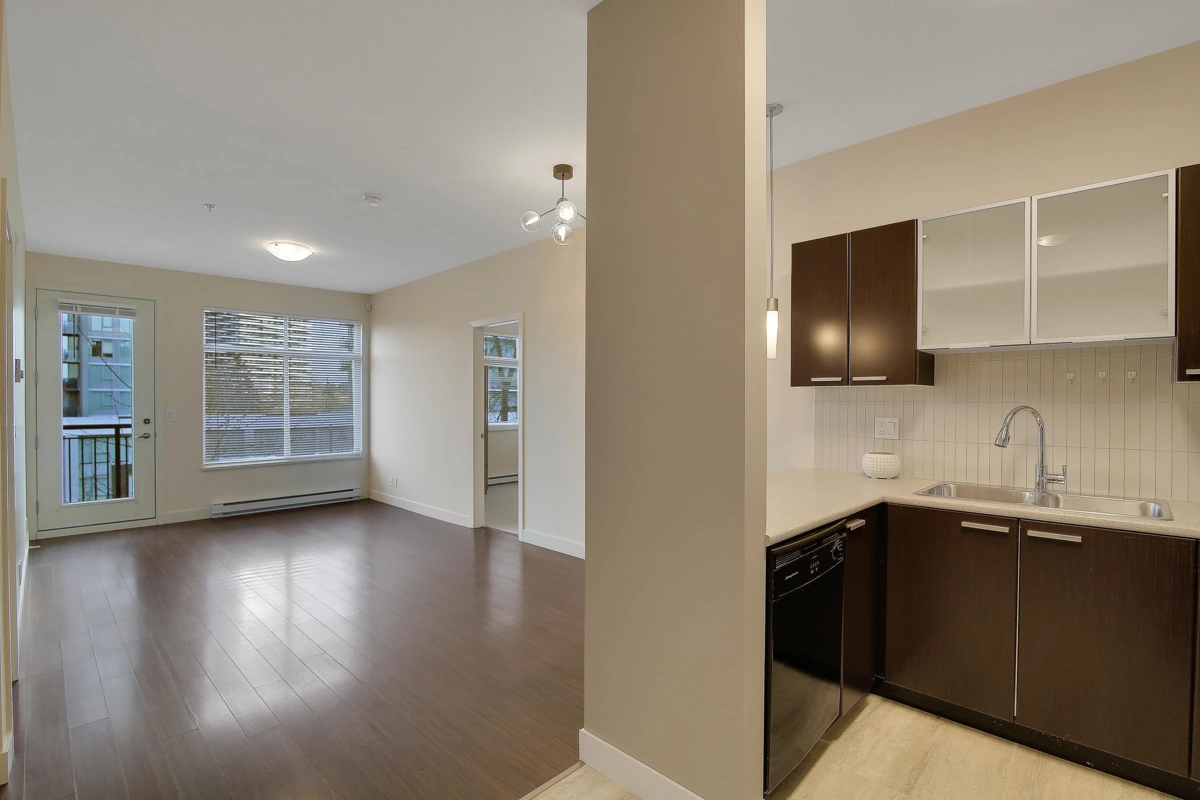 Walk-In Closet Photo of 405 10499 University Drive, Surrey, BC