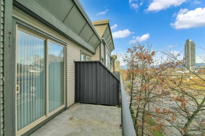 Outdoor Patio Photo of 405 10499 University Drive, Surrey, BC