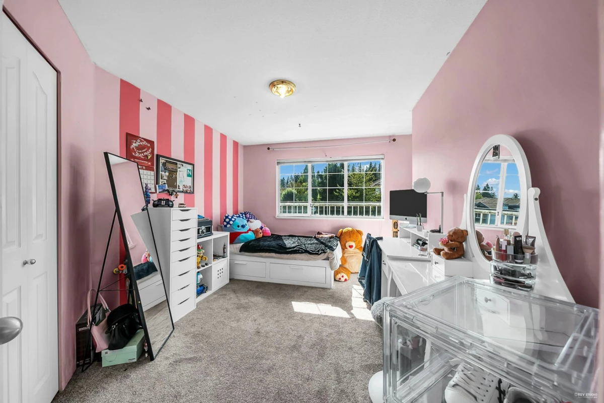 Hot Tub / Spa Photo of 1601 Pinetree Way, Coquitlam, BC