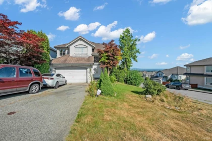 1601 Pinetree Way, Coquitlam, BC