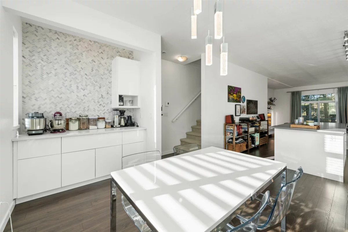 Breakfast Nook Photo of 17 18681 68 Avenue, Surrey, BC