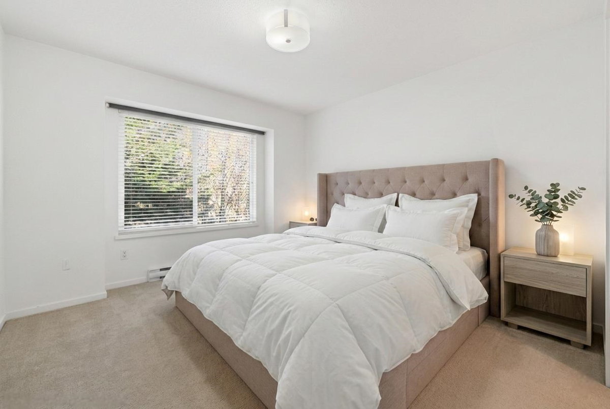 Guest Bathroom Photo of 17 18681 68 Avenue, Surrey, BC