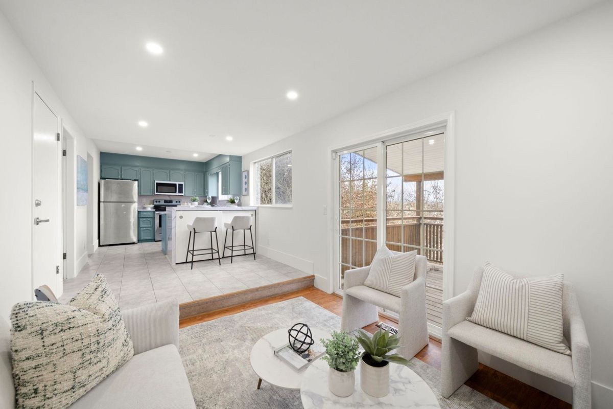 Pantry Photo of 115 Warrick Street, Coquitlam, BC