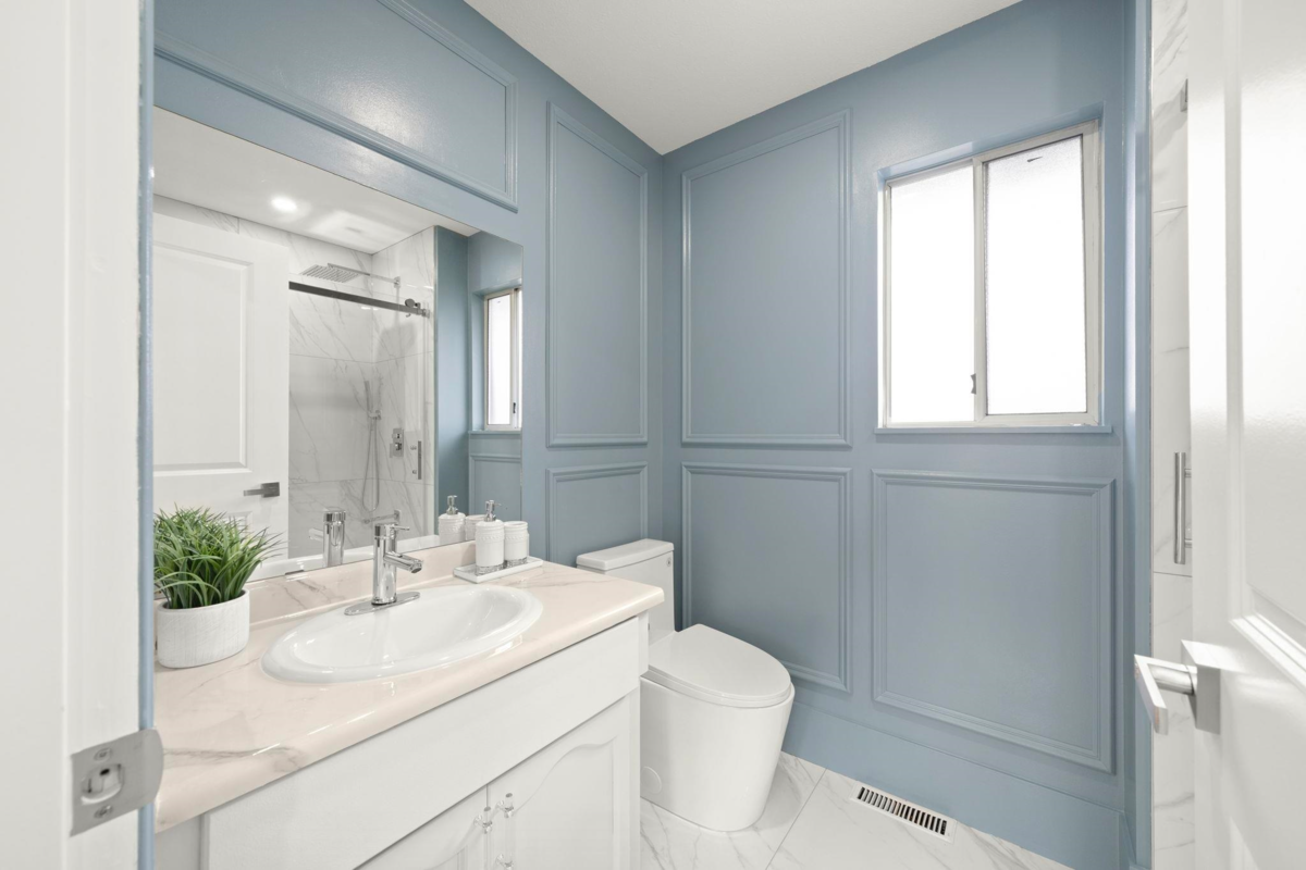 Powder Room Photo of 115 Warrick Street, Coquitlam, BC