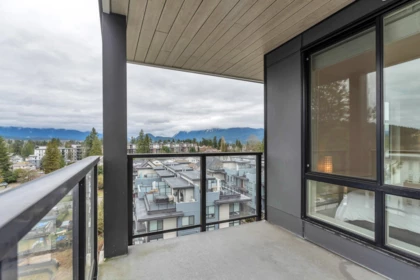 Laundry Room Photo of 611 707 Como Lake Avenue, Coquitlam, BC