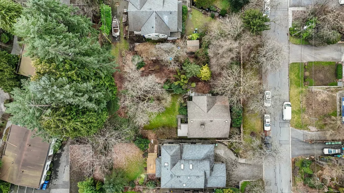 Aerial View of 163 E Kings Road, North Vancouver, BC