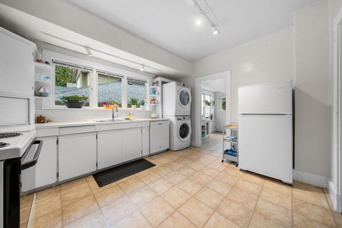 Bedroom 3 Photo of 163 E Kings Road, North Vancouver, BC